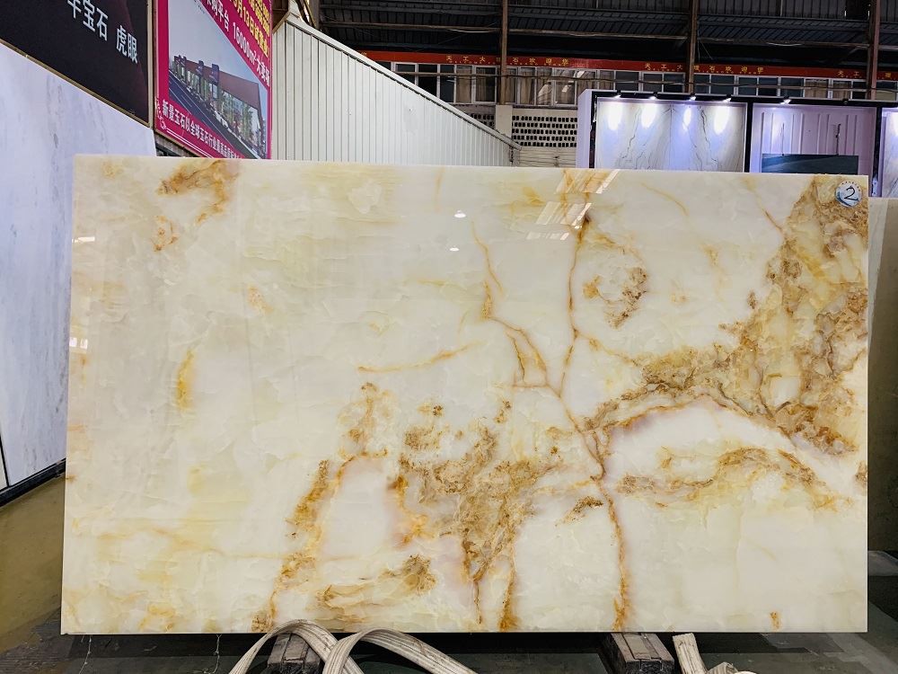 white onyx