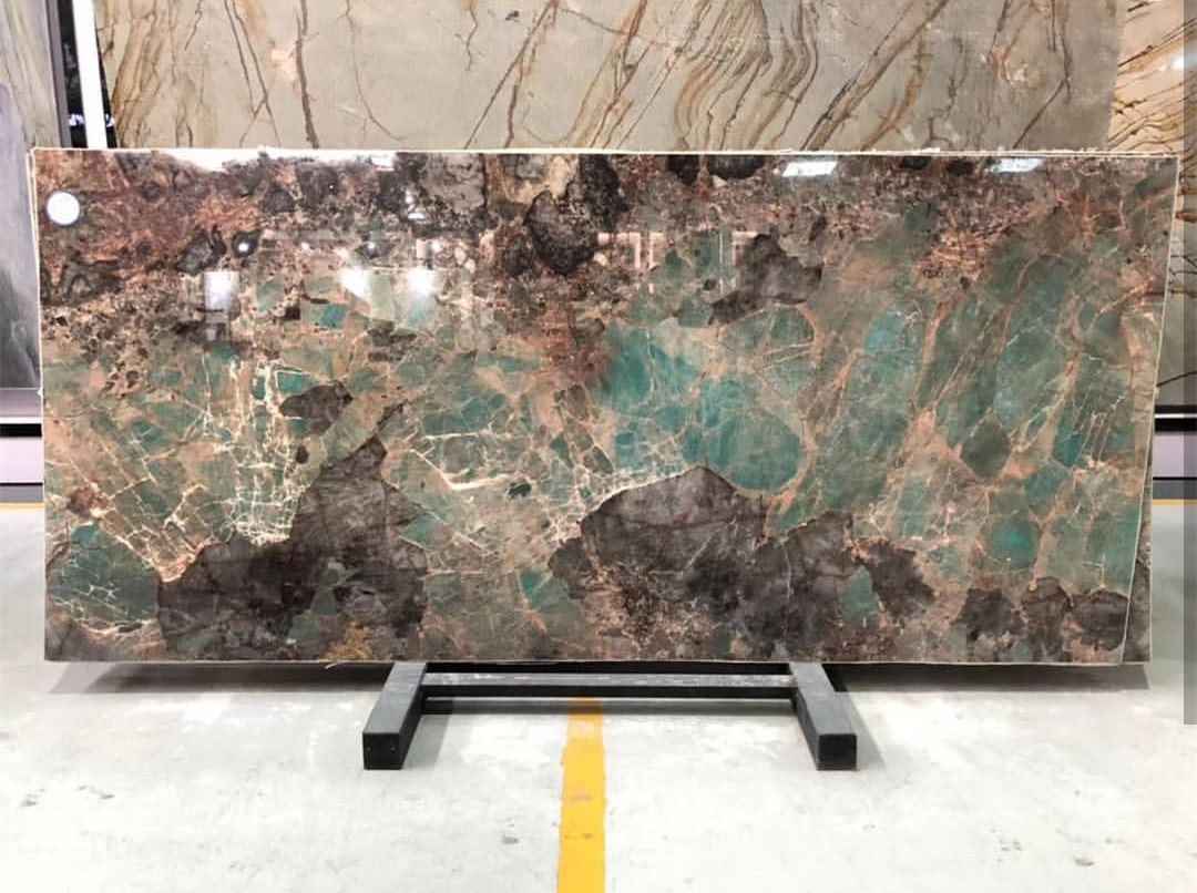 dark green marble countertops