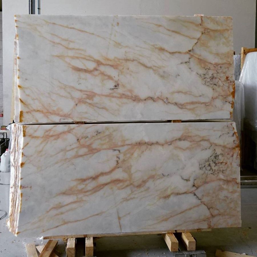 Bookmatched Rosa Aurora Marble Tiles