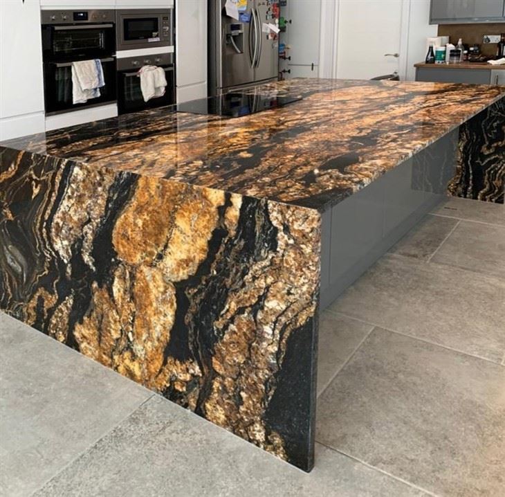 Exotic Gold & Black Stone Black Taurus Granite Slabs manufacturers