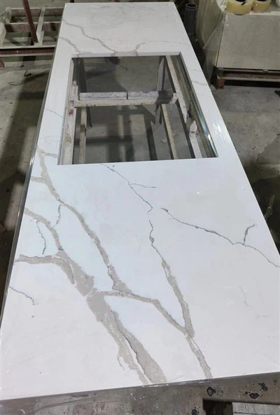Quartz Stone Calacatta Wholesale Solid Surface Customized Kitchen Top