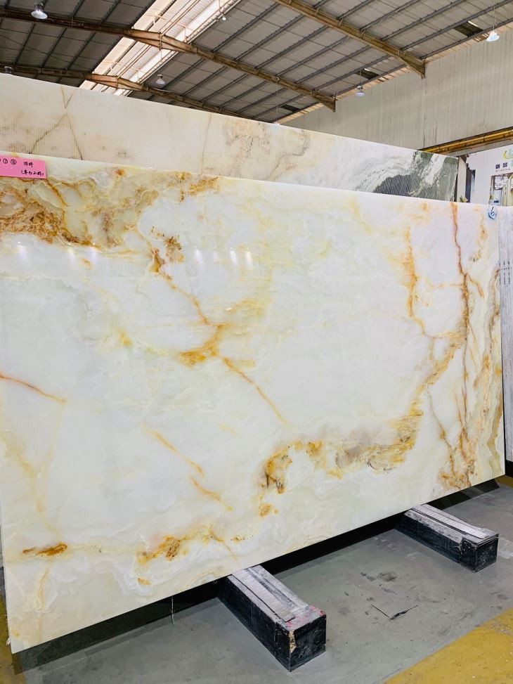 White Marble Onyx Slab