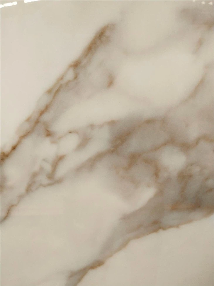 Calacatta Gold Nano Glass Bookmatch