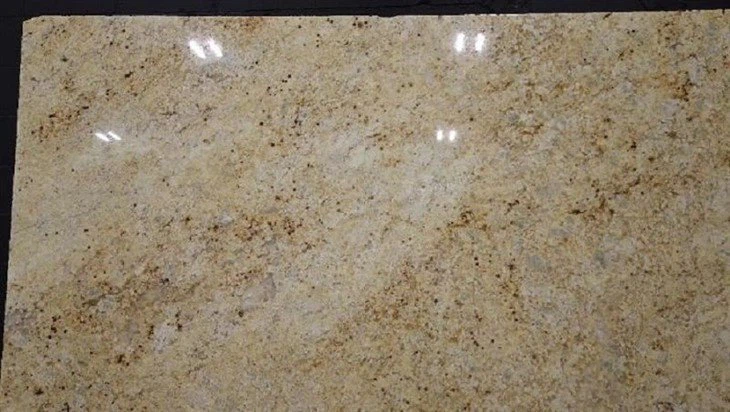 Colonial-Gold-Granite-Slab-for-Kitchen-Countertop.webp (4)(001)
